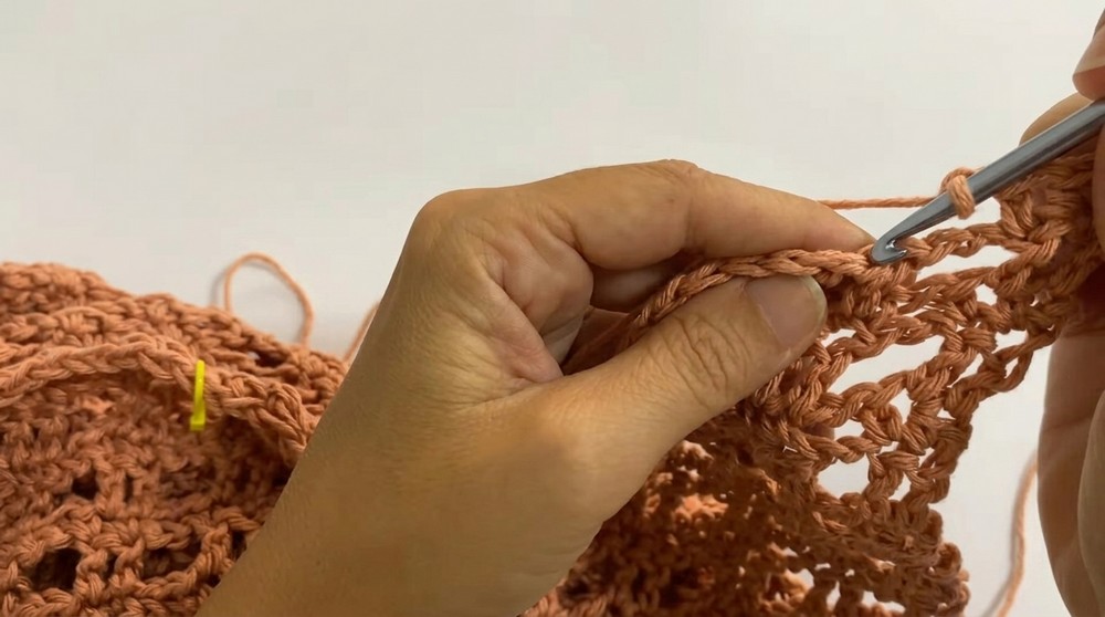 Annalisa Vest Tutorial Easy Crochet Column Stitch by Andy Handmade 4