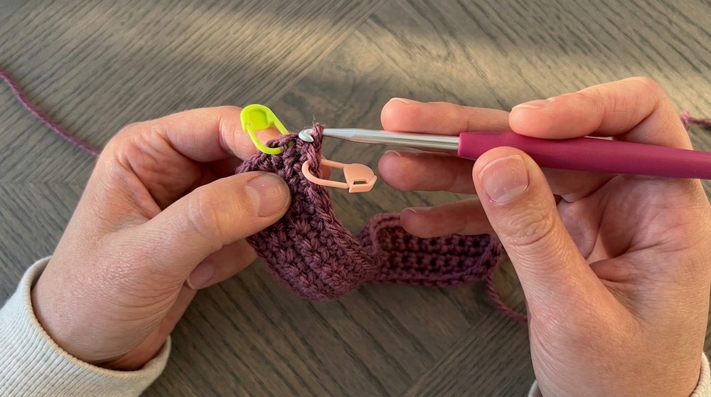 Crochet Flower Clutch Pouch Tutorial ♡ step by step 4