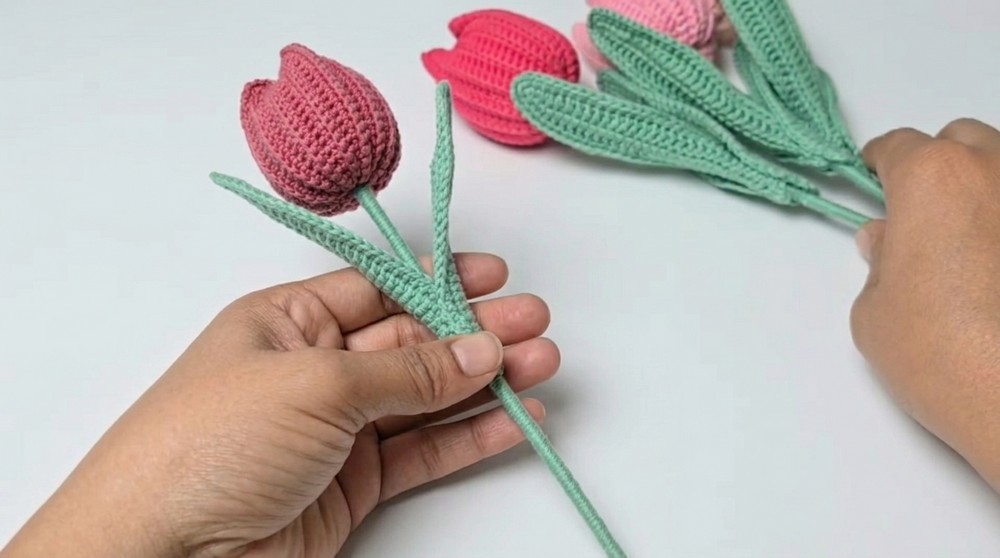 Crochet Tulip Flower Easy DIY Bouquet Gift Tutorial 7
