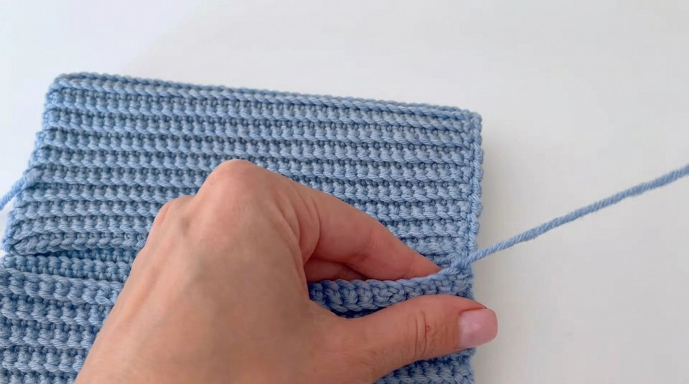 How to Crochet a Baby Hat Step by Step Learn in 3-Minute Video 6
