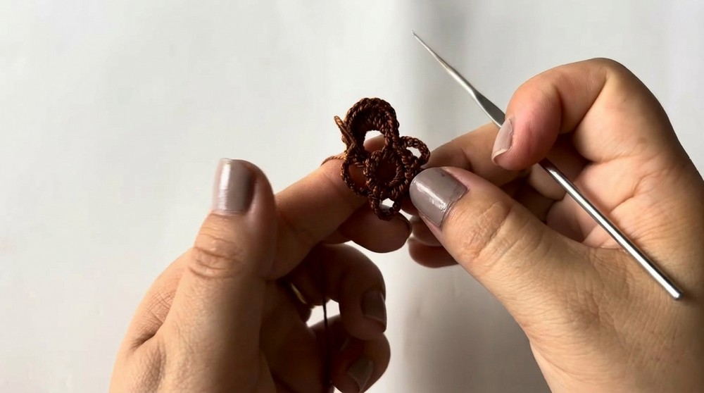 Irish Crochet Flower 4