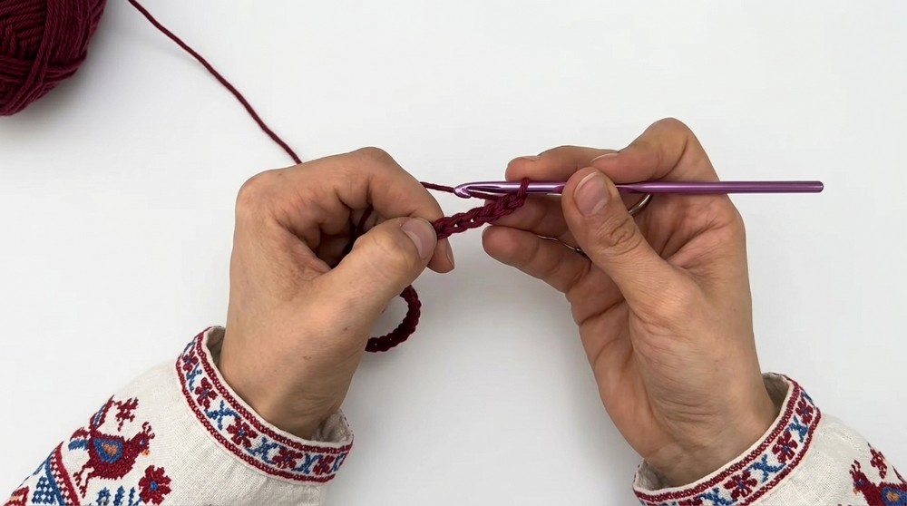 Make your own crochet top in no time! Quick, easy, and perfect for summer. 3