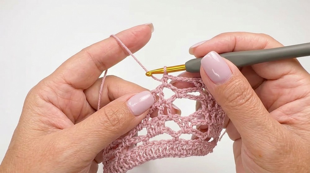 SIDE KNOT CROCHET TOP 4