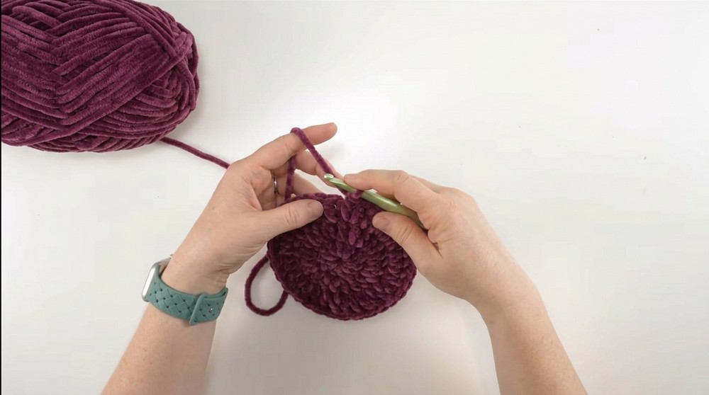 Spring Floral CROCHET BASKET (Cute Easter DIY!) 4