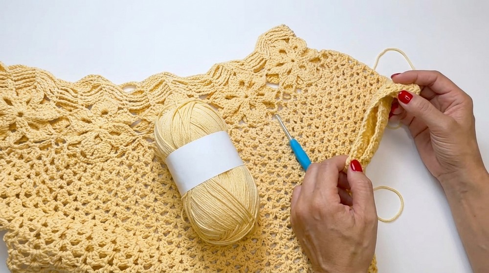Spring crochet sweater 6