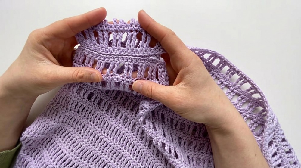 Summer Crochet Top Pattern - Eyelet Lace Tee Tutorial 5