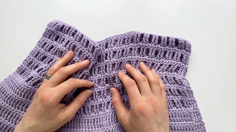Summer Crochet Top Pattern - Eyelet Lace Tee Tutorial 6