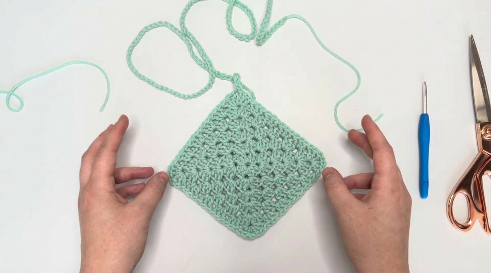 Triple Granny Square Top Crochet Tutorial 5