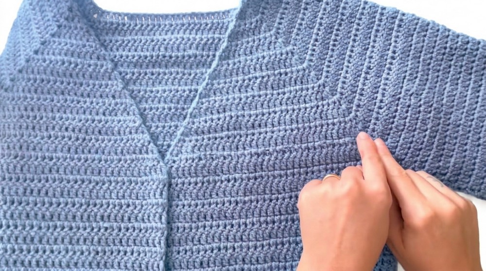 Tutorial Dawn V-Neck Crochet Cardigan Top 6