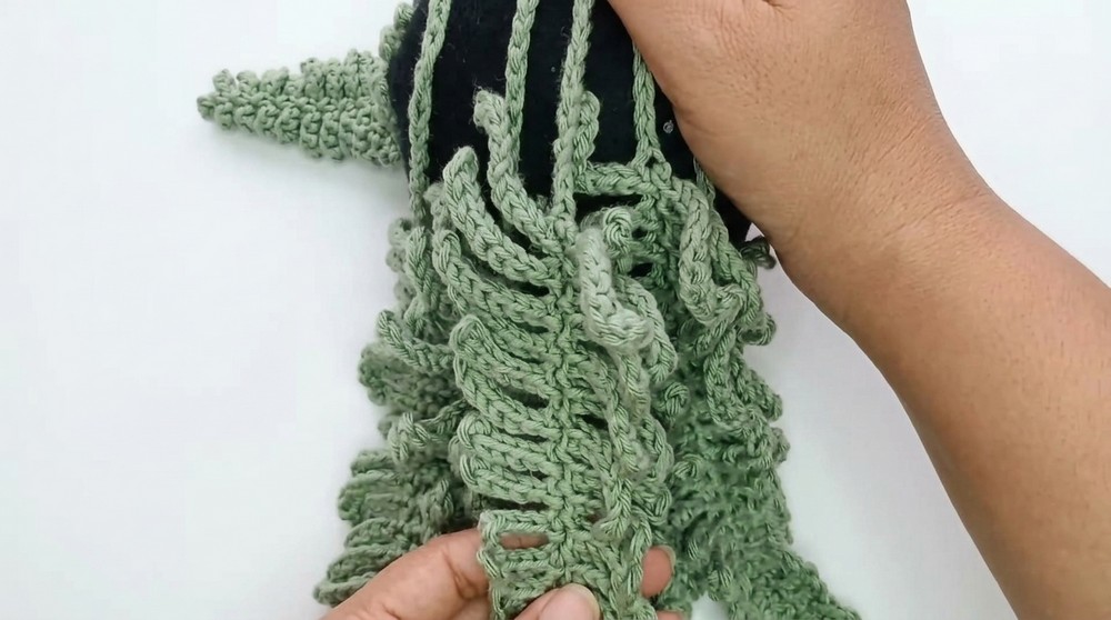 Very Easy Crochet Fern 6