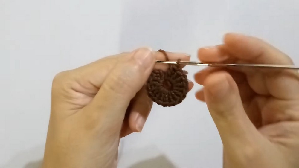 Best sellers! Easy and quick sunflower coaster to make (3)