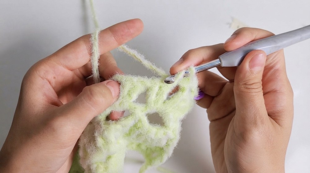 Crochet Scarf – Handmade Scarf Gift for Your Loved One (4)