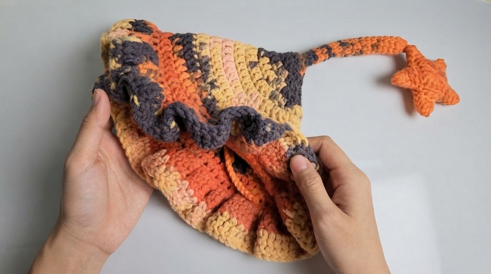 Crochet a Super Cute Rainbow Elf Hat Easy Multicolor Elf Hat Tutorial (5)