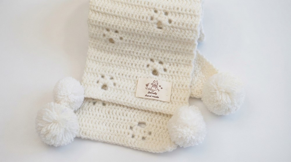 Handmade Cat Paw Scarf (2)