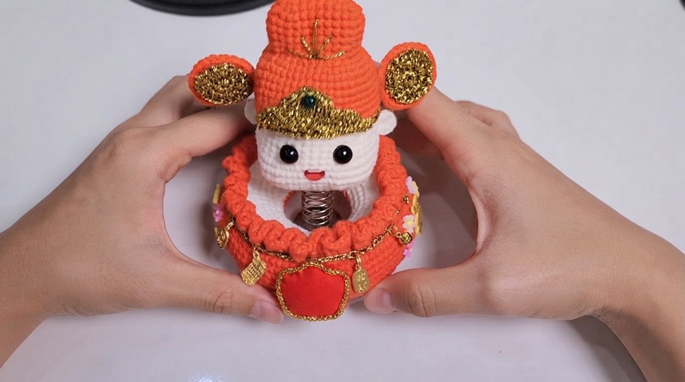 How to Crochet a Lucky Charm Bag for Your Car Lucky Crochet 9
