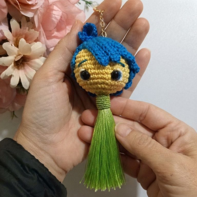Joyful Amigurumi Keychain 9