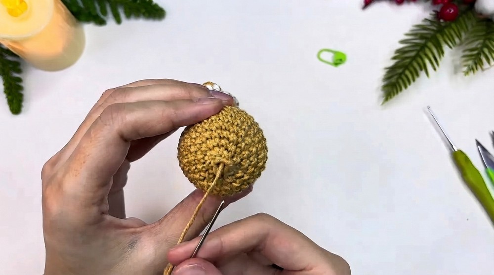 Gingerbread Man Crochet Tutorial Mini, Easy & No Sew! 6