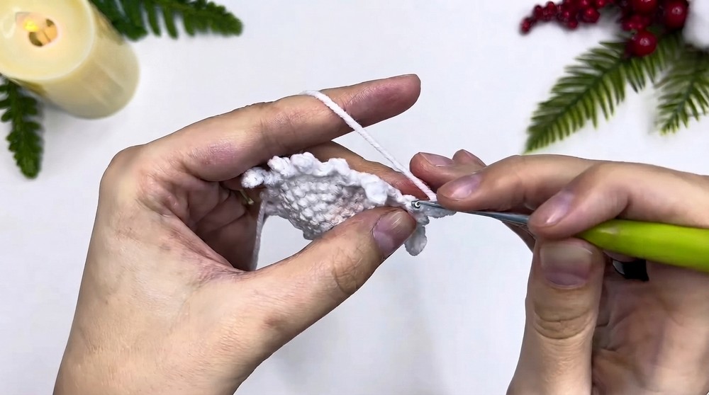Gingerbread Man Crochet Tutorial Mini, Easy & No Sew! 8