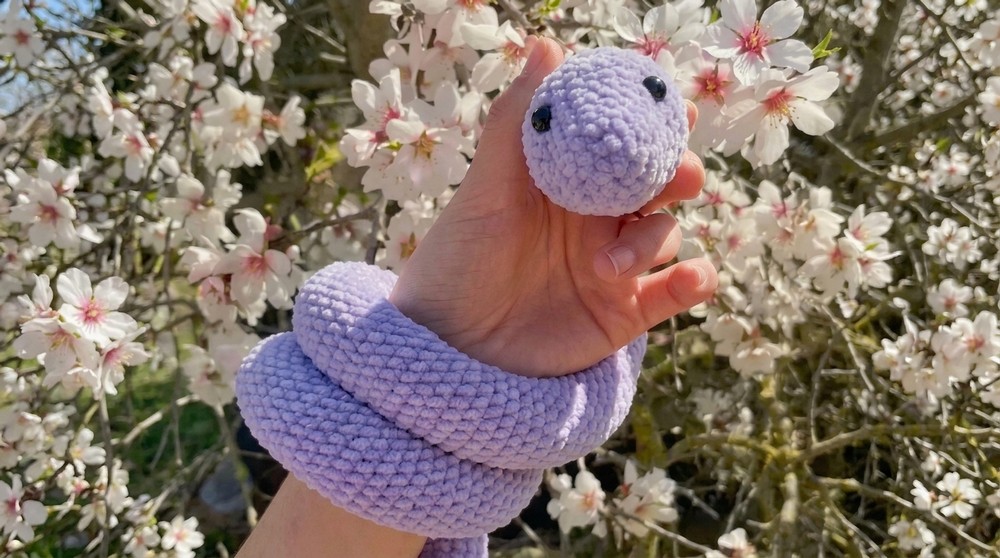 How To Crochet Amigurumi Snake 2