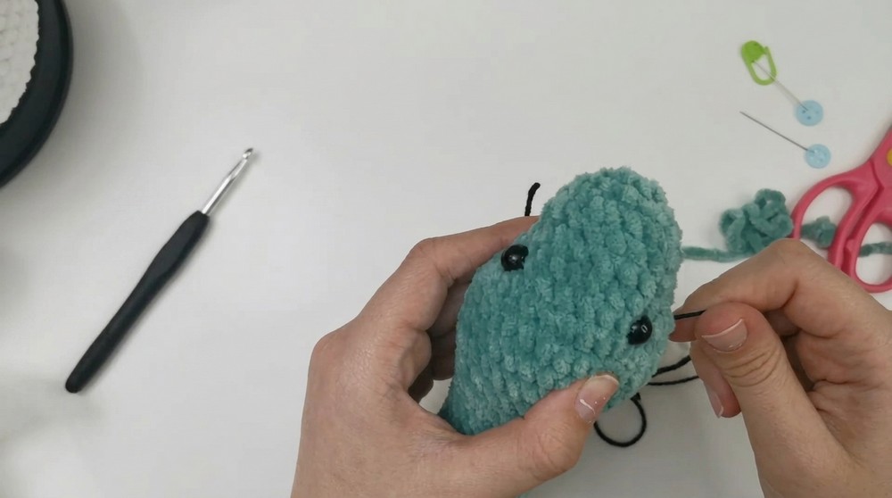 How To Crochet Amigurumi Snake 7