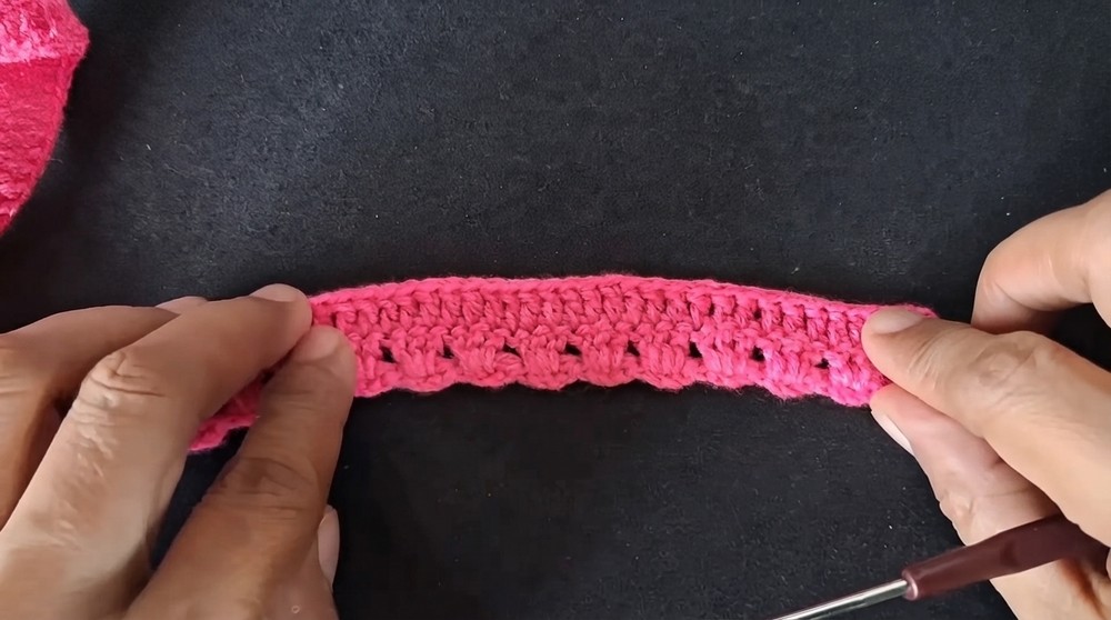 How to Crochet a Kids' Jacket Beautiful Button-Up Jacket for Ages 11–13 4