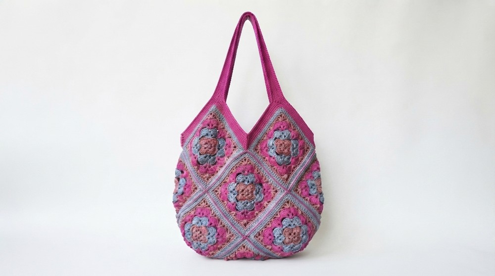 How to Make a Super Beautiful Crochet Shoulder Bag