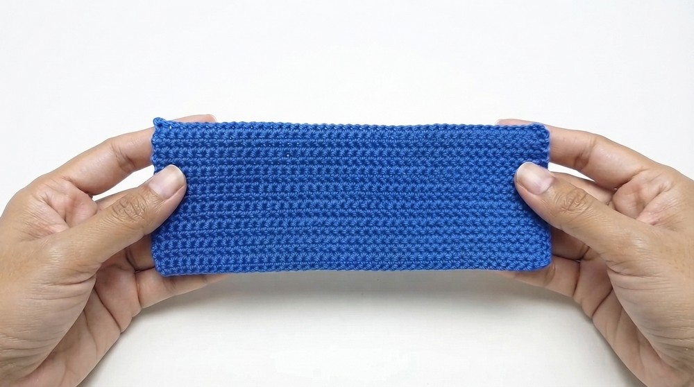 Tutorial on Knitting the Latest Motif Market Bag
