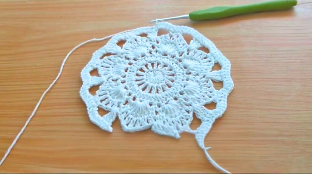 Beautiful Square Tablecloth Crochet Pattern
