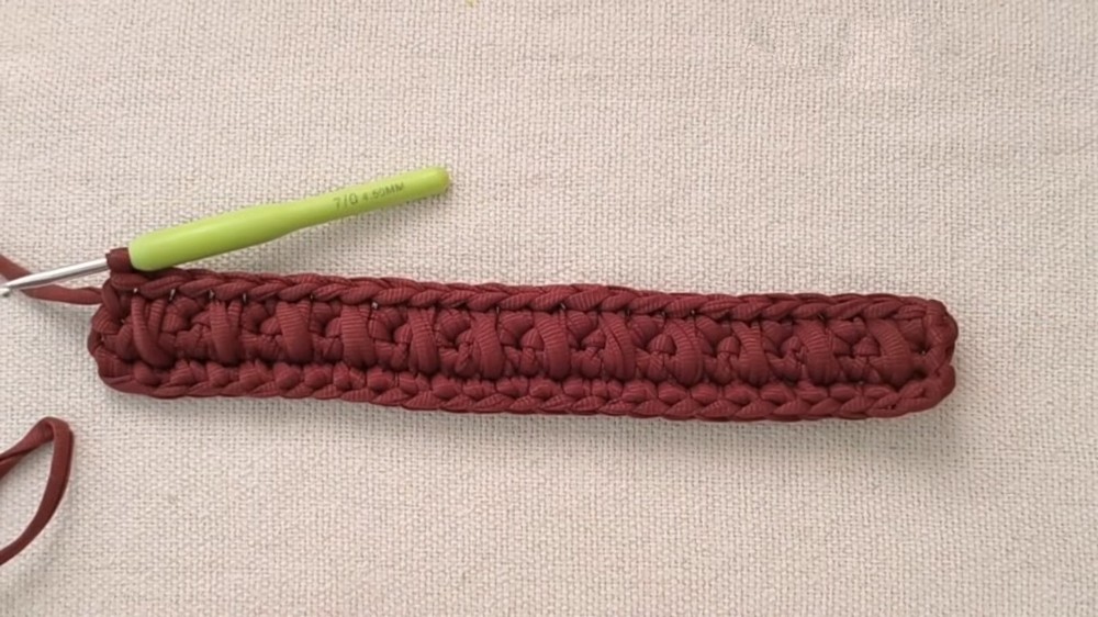 Crochet Bag Pattern in 2 Sizes Complete Step-by-Step Tutorial (5)