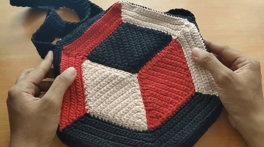Crochet Simple 3D Bag