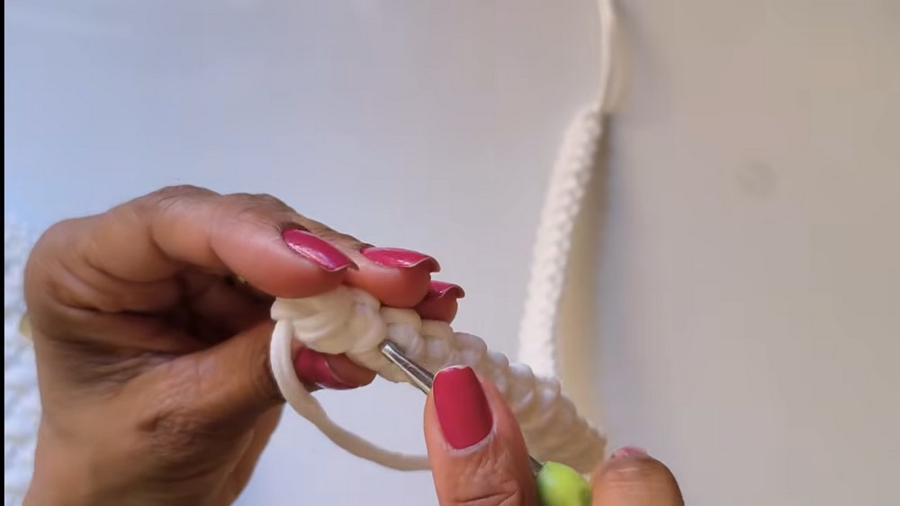 Easy and economical crochet bag 8