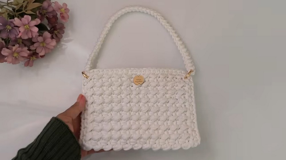 Easy and economical crochet bag 9