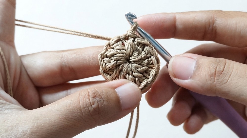HOW TO CROCHET Bobble Drops Flower Granny Square