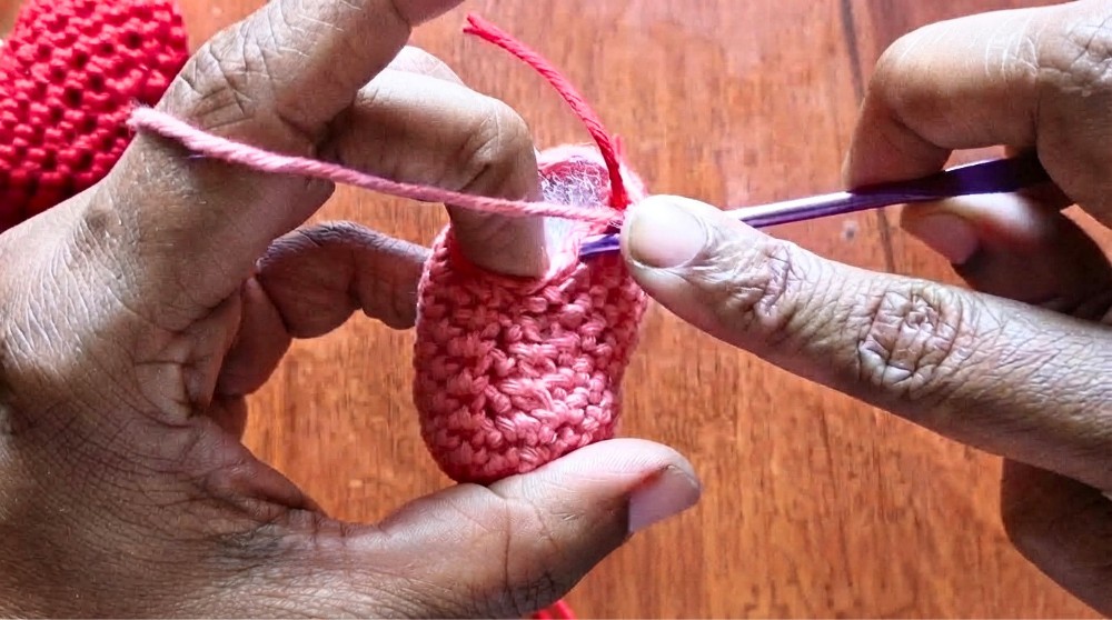 How To Crochet A Heart Keychain 6