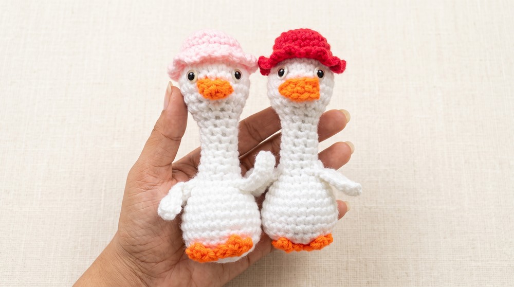 How To Crochet Baby Duck For Absolute Beginners 2