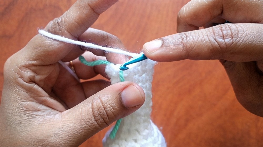 How To Crochet Baby Duck For Absolute Beginners 5