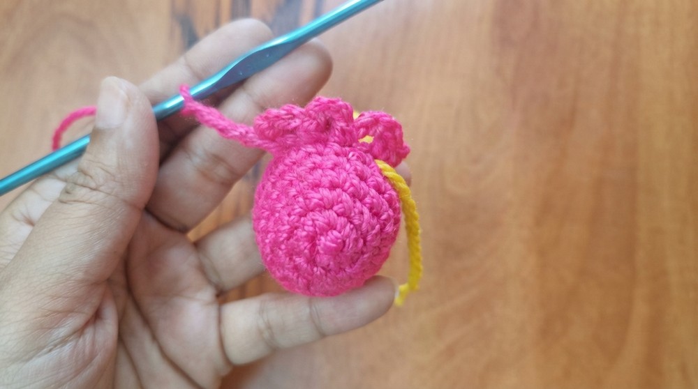 How To Crochet Baby Duck For Absolute Beginners 8