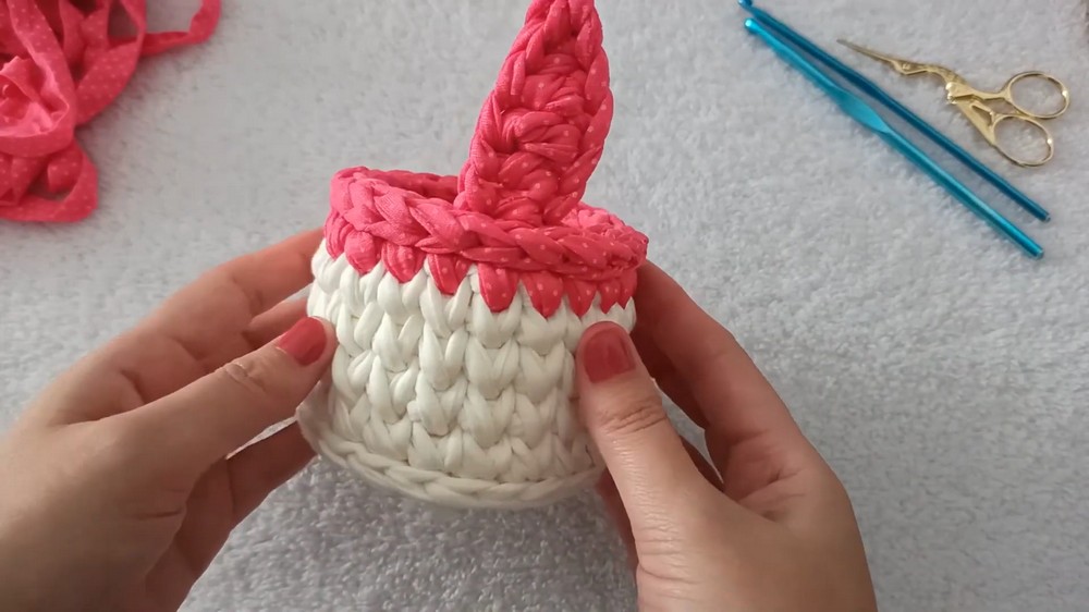 How To Crochet Bunny Ears for Basket (5)