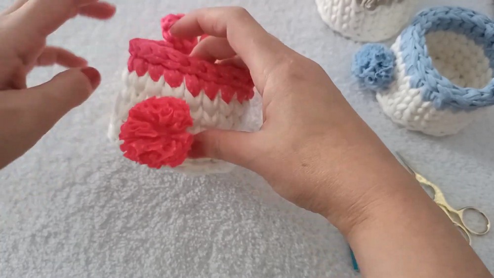 How To Crochet Bunny Ears for Basket (7)