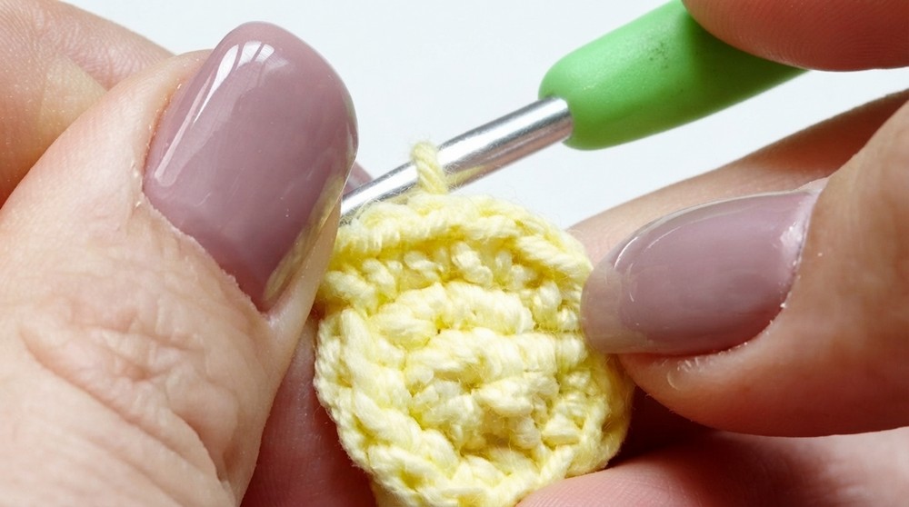 How To Crochet Christmas Decorations Candle 3