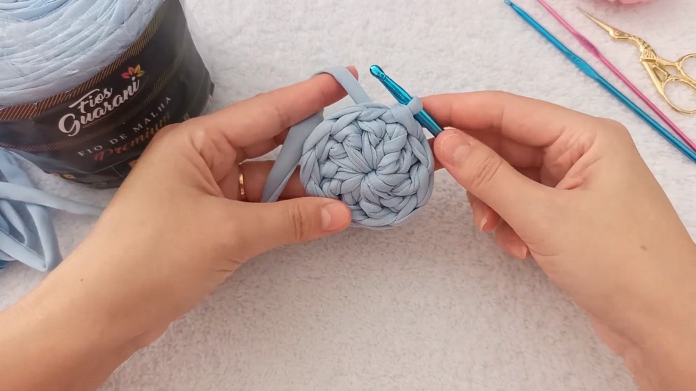 How To Crochet Rabbit Keychain With T-shirt Yarn 4