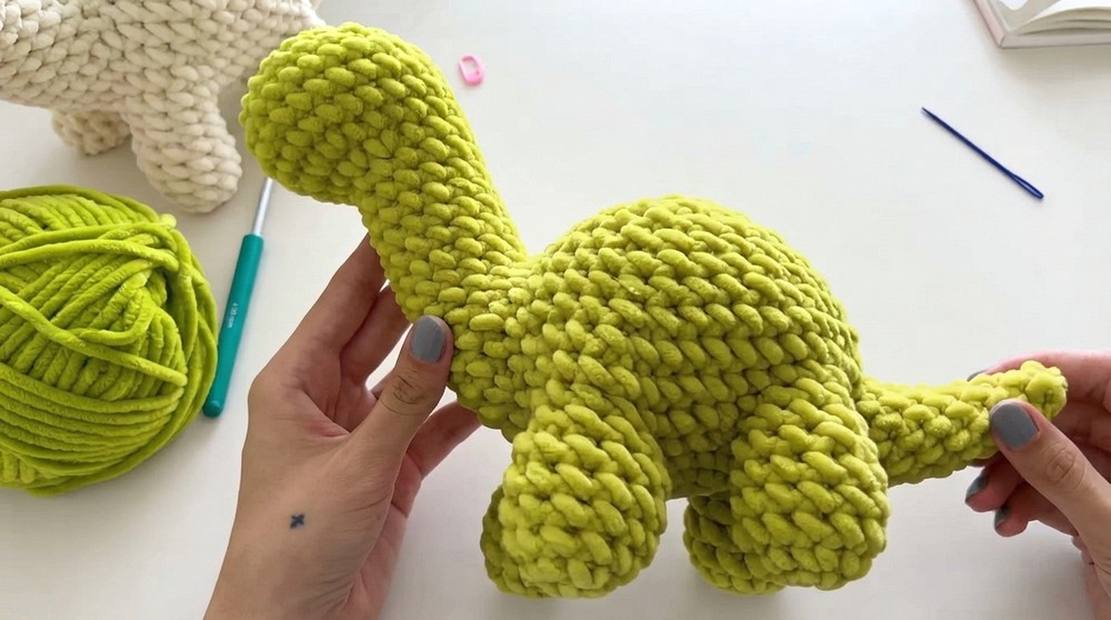 How To Crochet Very Easy Plush Dinosaur Toy (6)