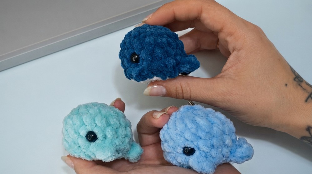 How To Crochet Whale Keychain 2
