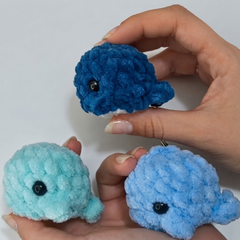 How To Crochet Whale Keychain 9