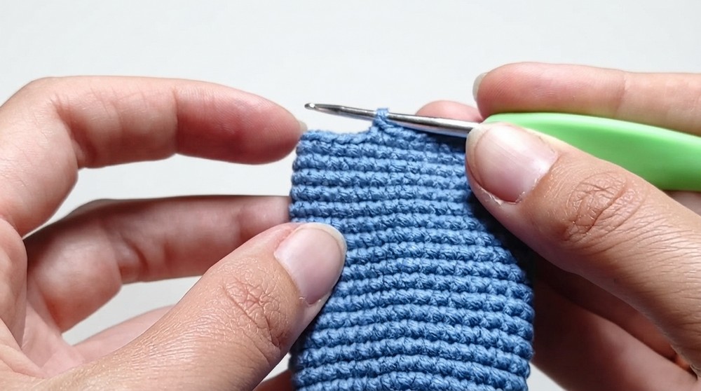 How To Crochet fish for décor 6