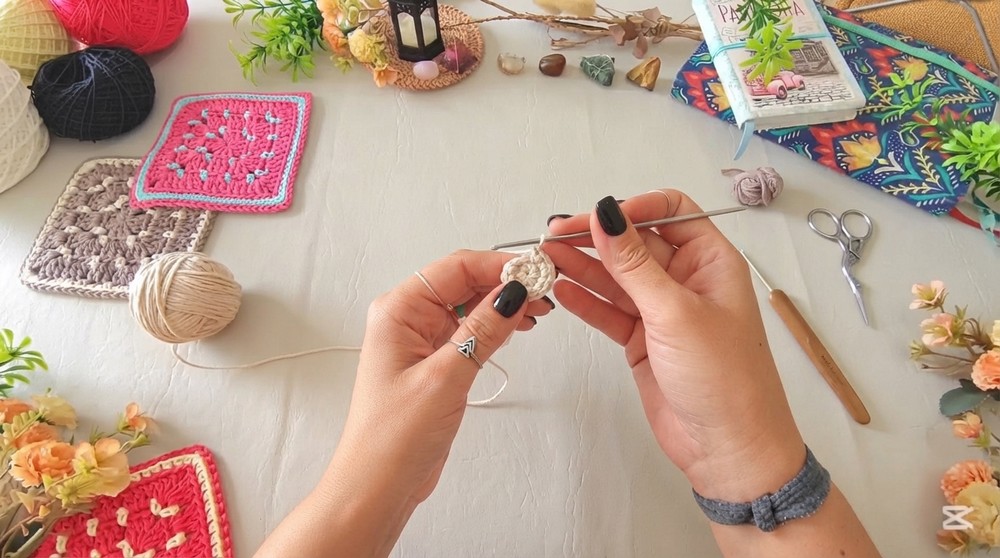 How to Crochet Amigurumi Sheep Keychain 3
