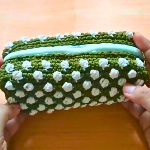 Free Crochet Pattern Bubble Pouch for Stylish Storage