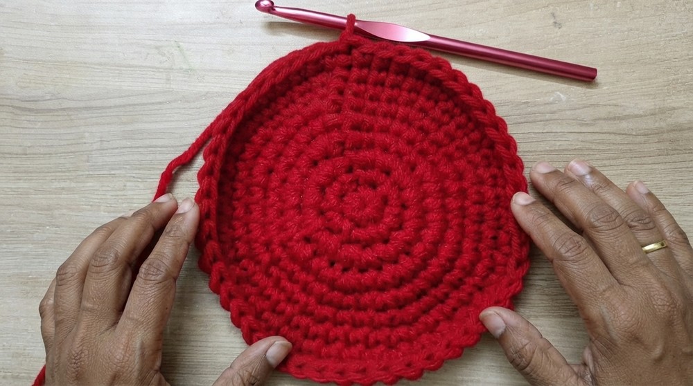 How to Crochet Cocoon Hanging Baskets 5