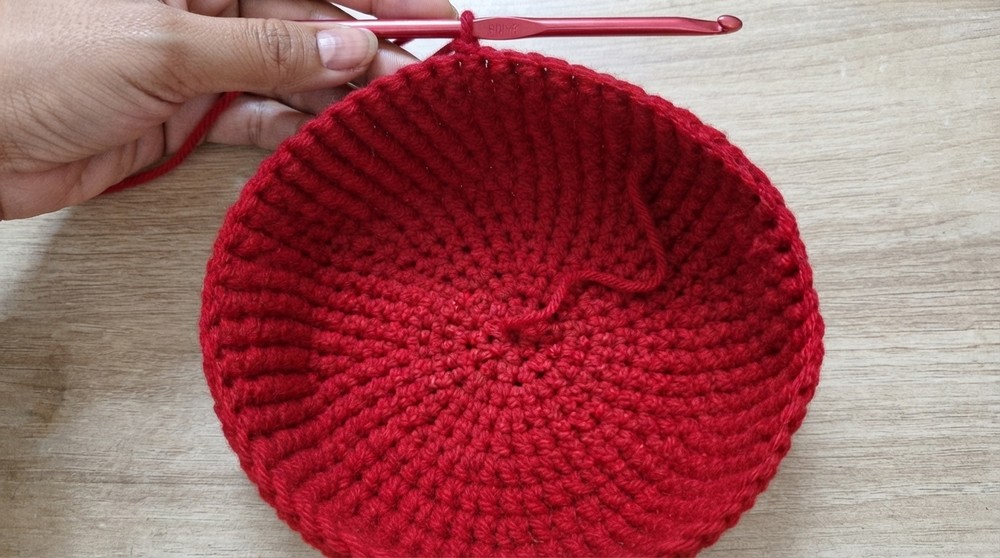 How to Crochet Cocoon Hanging Baskets 6