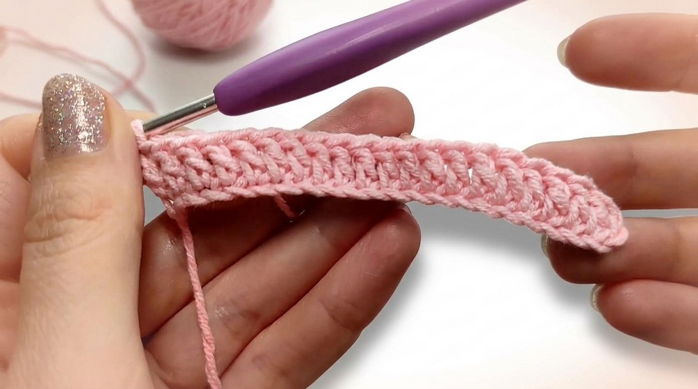 How to Crochet a Double Crochet Stitch 5